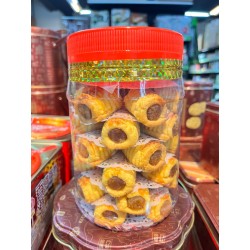 CNY PINEAPPLE ROLL